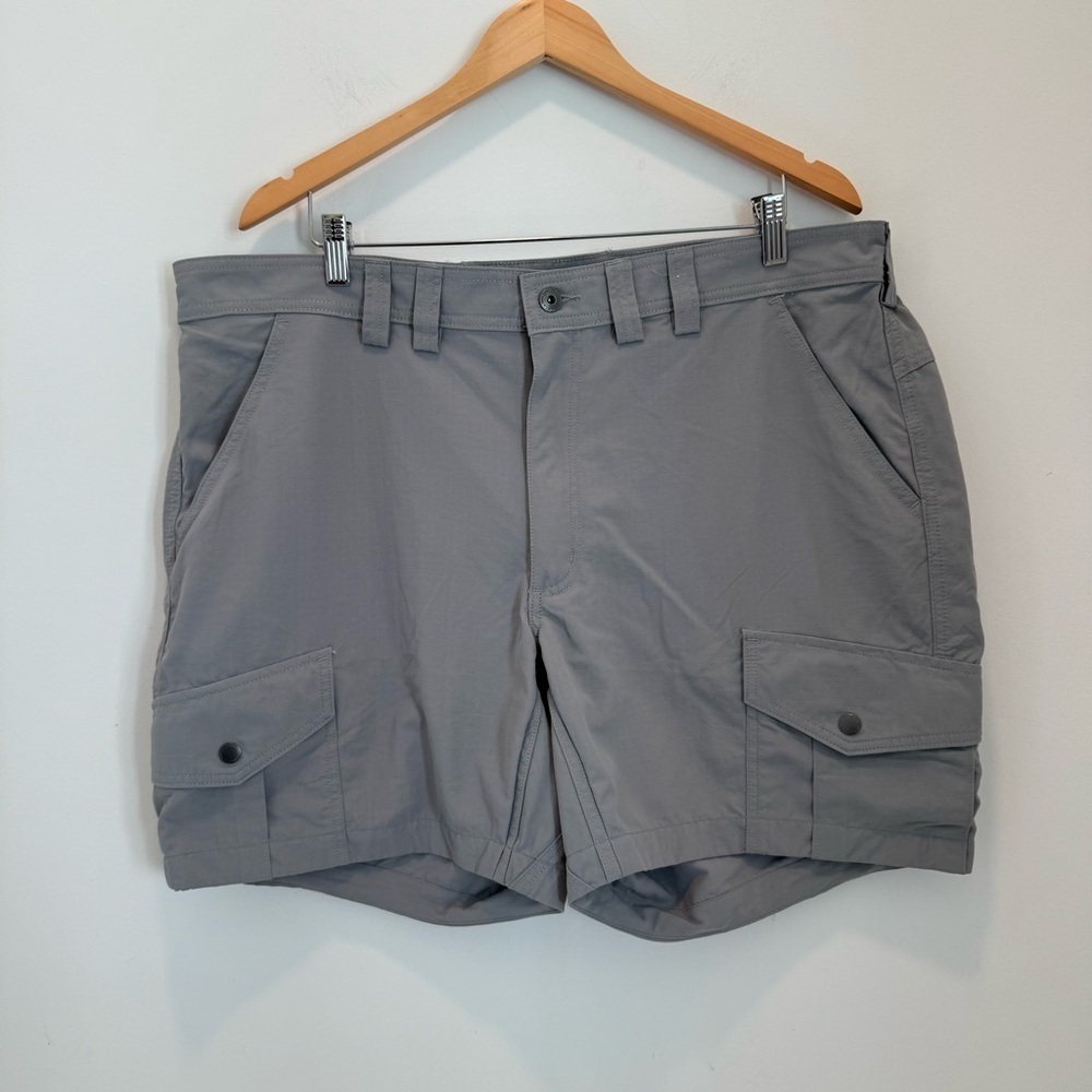Duluth Men’s Shorts 40 Relaxed Fit Gray Relaxed Fit Cargo Pockets 100% Nylon